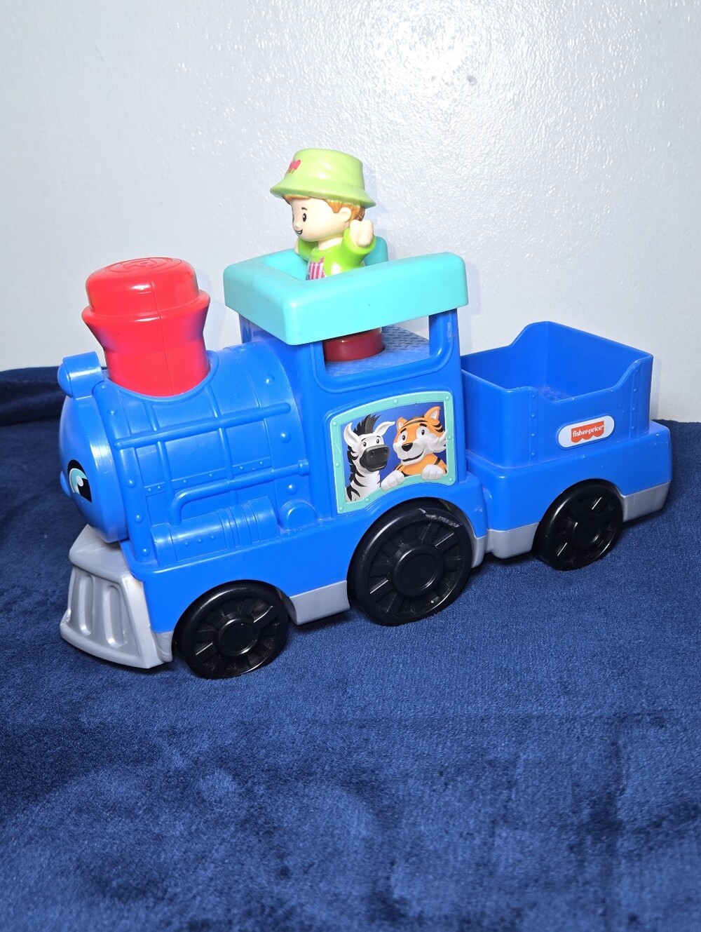 Fisher-Price Little People Animal Sounds Train With Conductor Tested Works